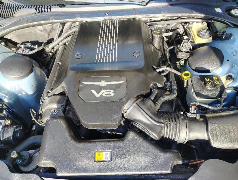 2004 Ford Thunderbird 10th Gen - Image 20 of 21