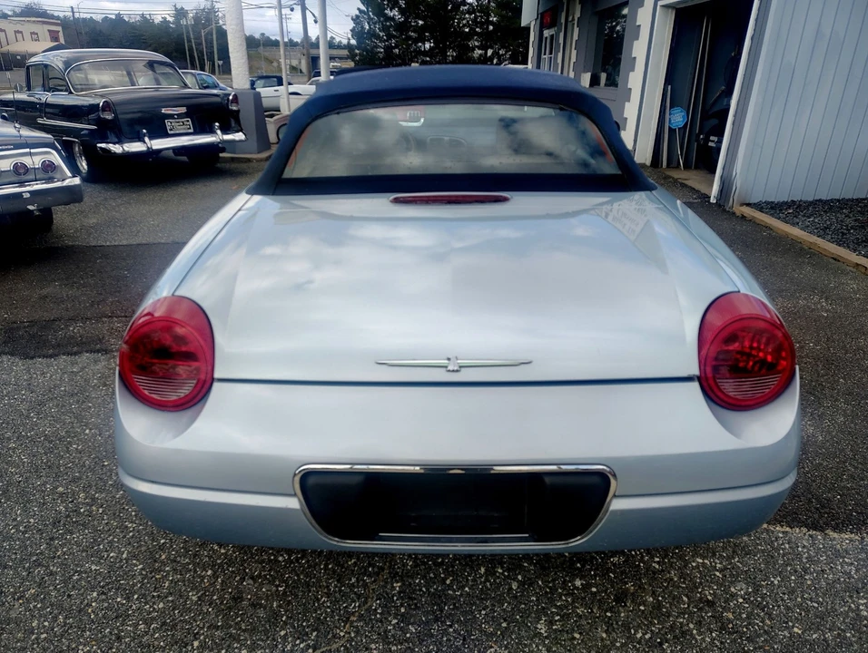 2004 Ford Thunderbird 10th Gen - Image 6 of 21