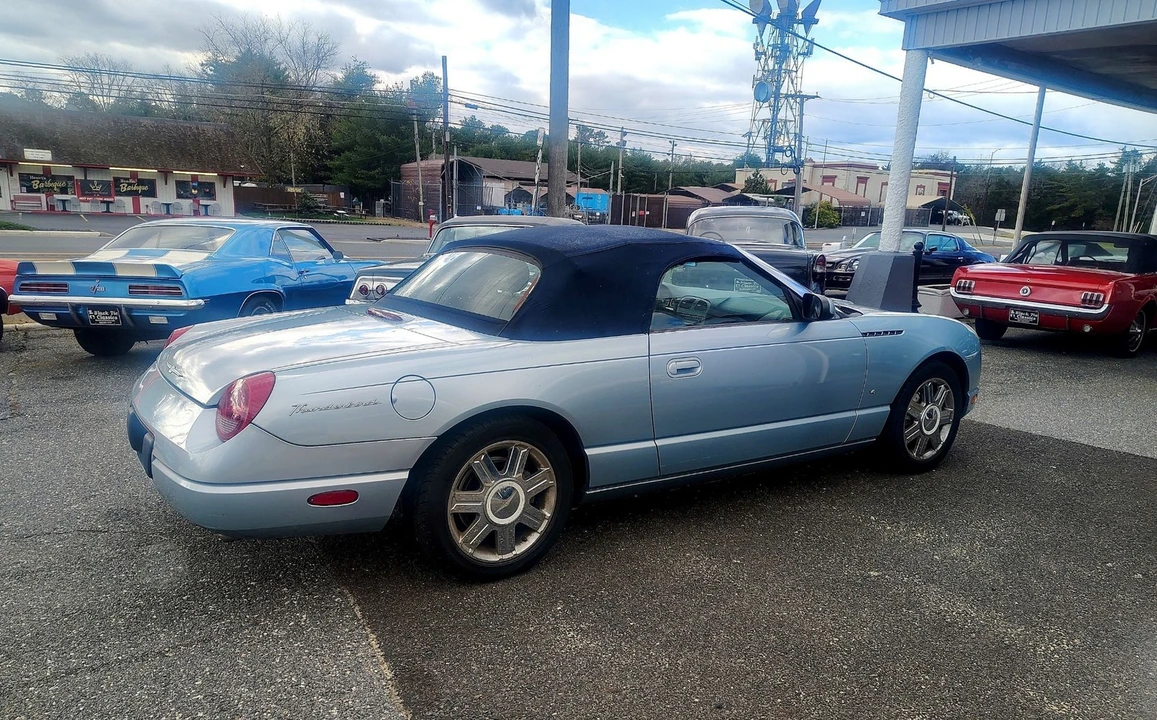 2004 Ford Thunderbird 11th Gen - Image 5 of 28