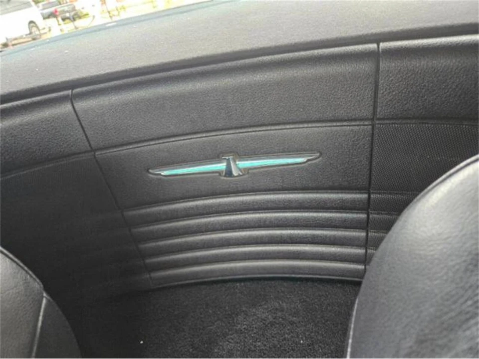 2004 Ford Thunderbird 11th Gen - Image 4 of 14