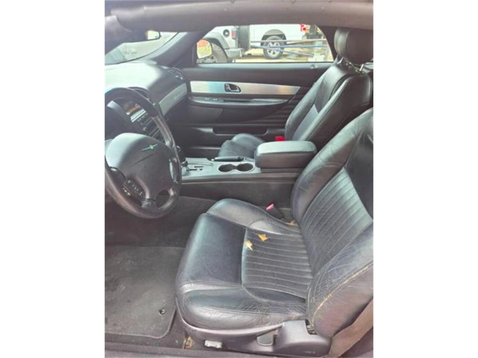 2004 Ford Thunderbird 11th Gen - Image 11 of 14