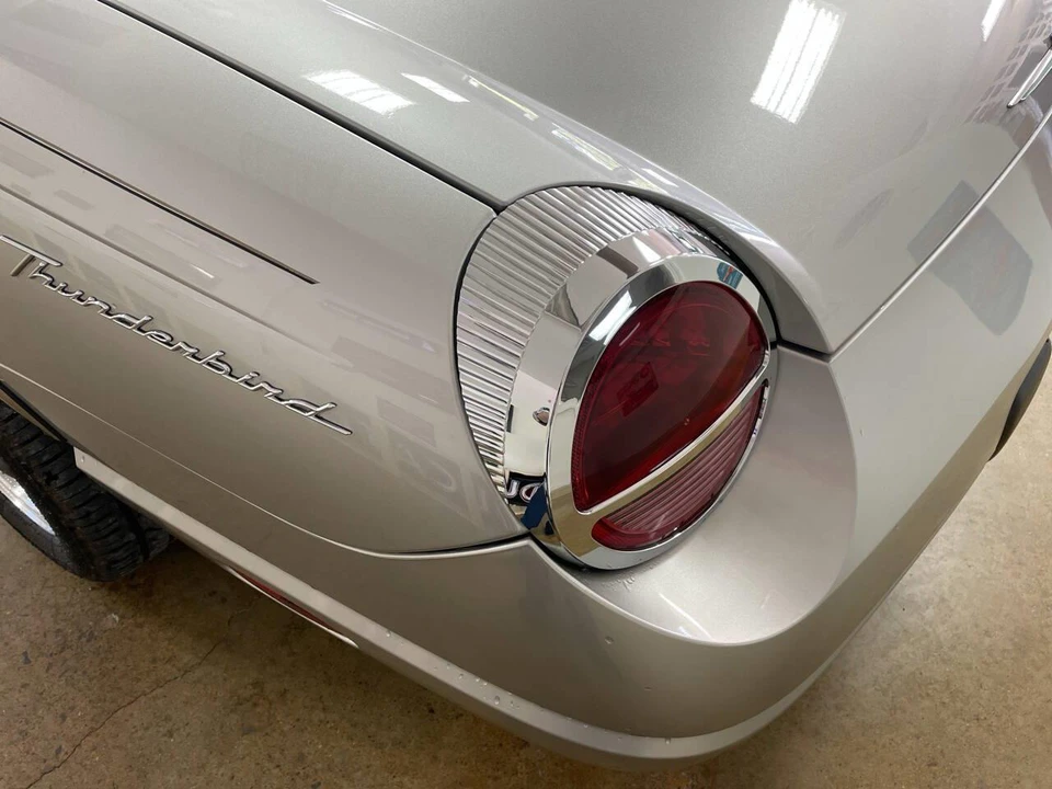 2004 Ford Thunderbird 11th Gen - Image 12 of 31