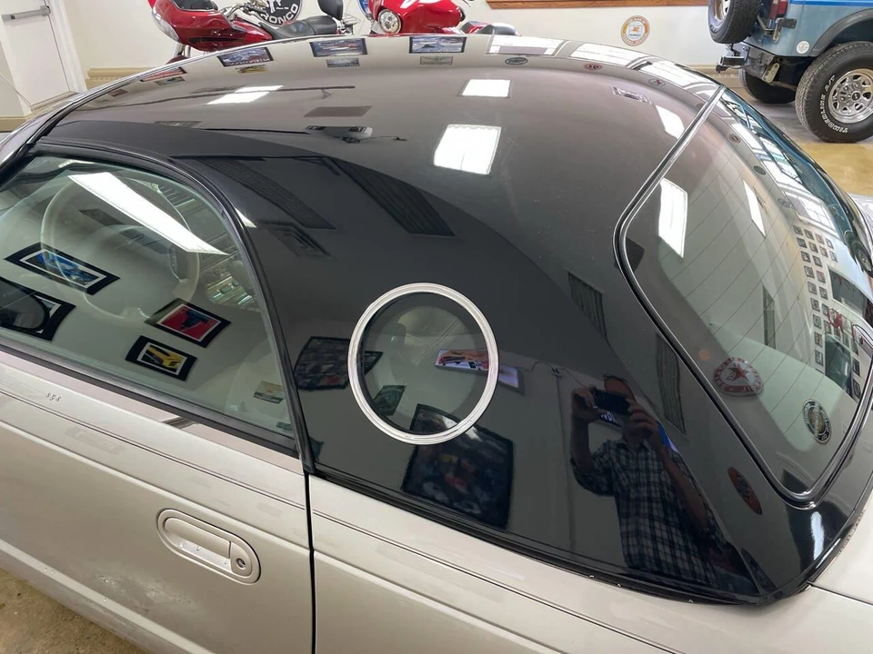 2004 Ford Thunderbird 11th Gen - Image 13 of 31