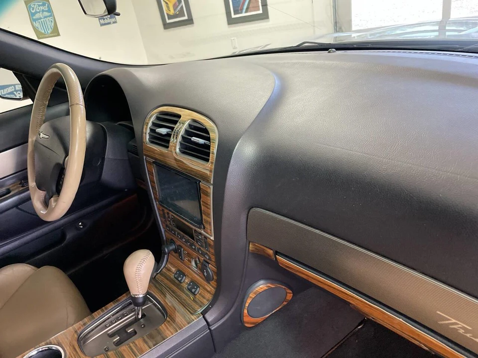 2004 Ford Thunderbird 11th Gen - Image 23 of 31