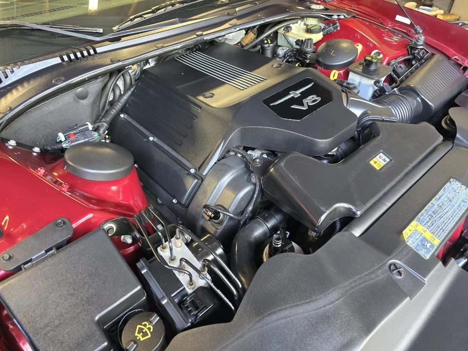 2004 Ford Thunderbird 11th Gen - Image 11 of 21