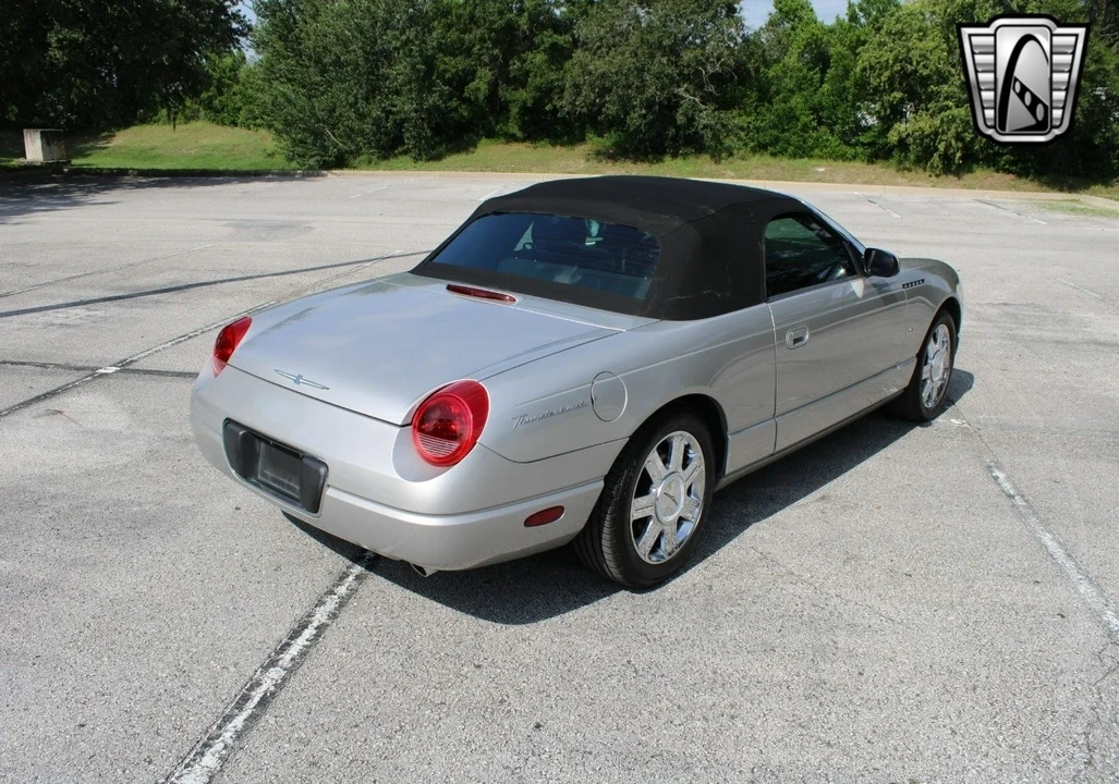 2004 Ford Thunderbird 11th Gen - Image 8 of 12