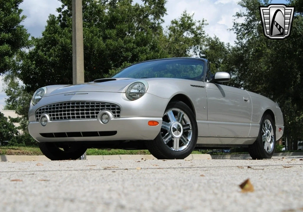 2004 Ford Thunderbird 11th Gen - Image 3 of 12
