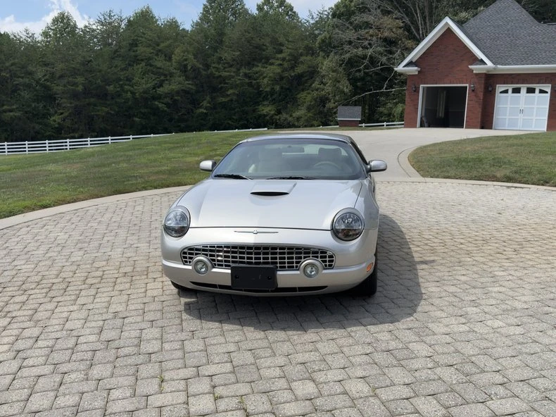 2004 Ford Thunderbird 11th Gen - Image 8 of 15