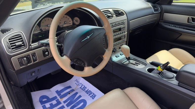 2004 Ford Thunderbird 11th Gen - Image 13 of 15