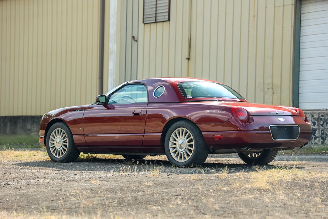 2004 Ford Thunderbird 11th Gen - Image 14 of 31