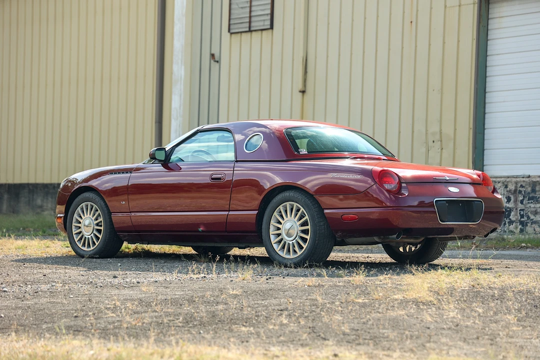 2004 Ford Thunderbird 11th Gen - Image 6 of 31