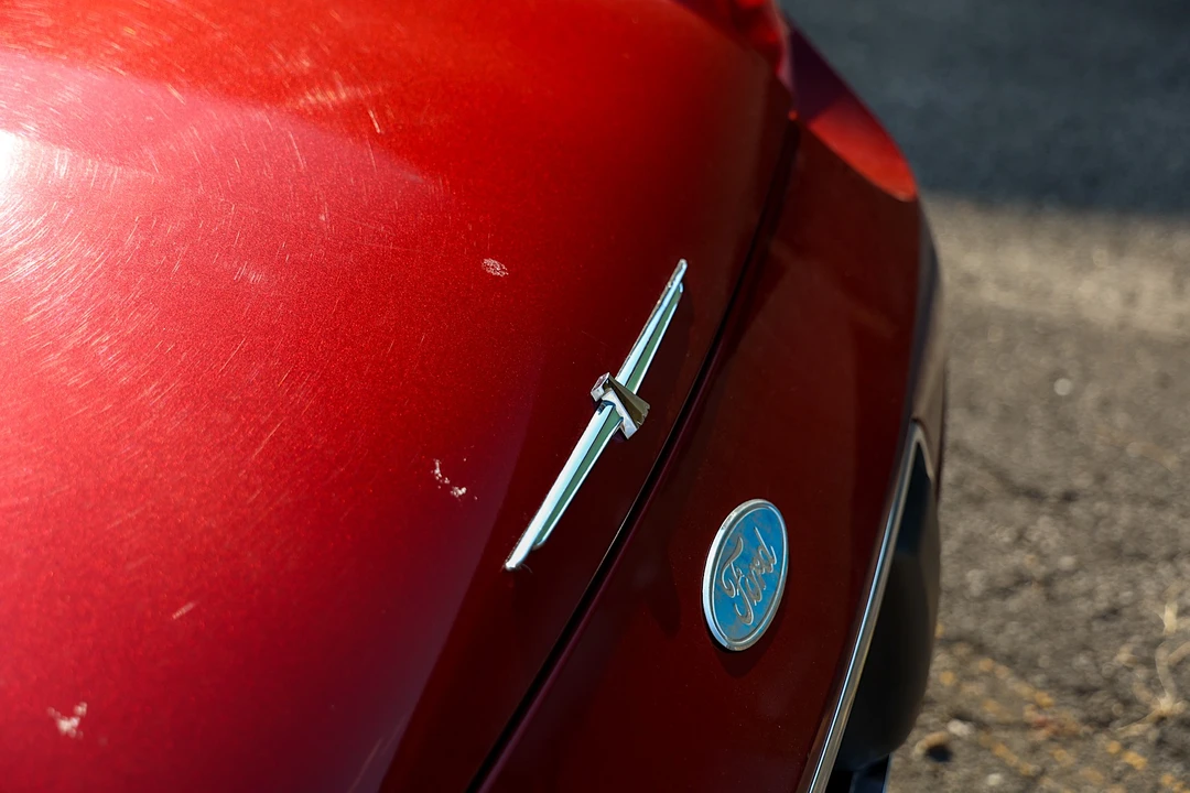 2004 Ford Thunderbird 11th Gen - Image 30 of 31