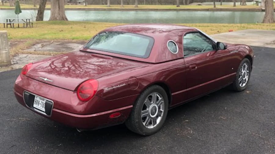 2004 Ford Thunderbird 11th Gen - Image 2 of 8