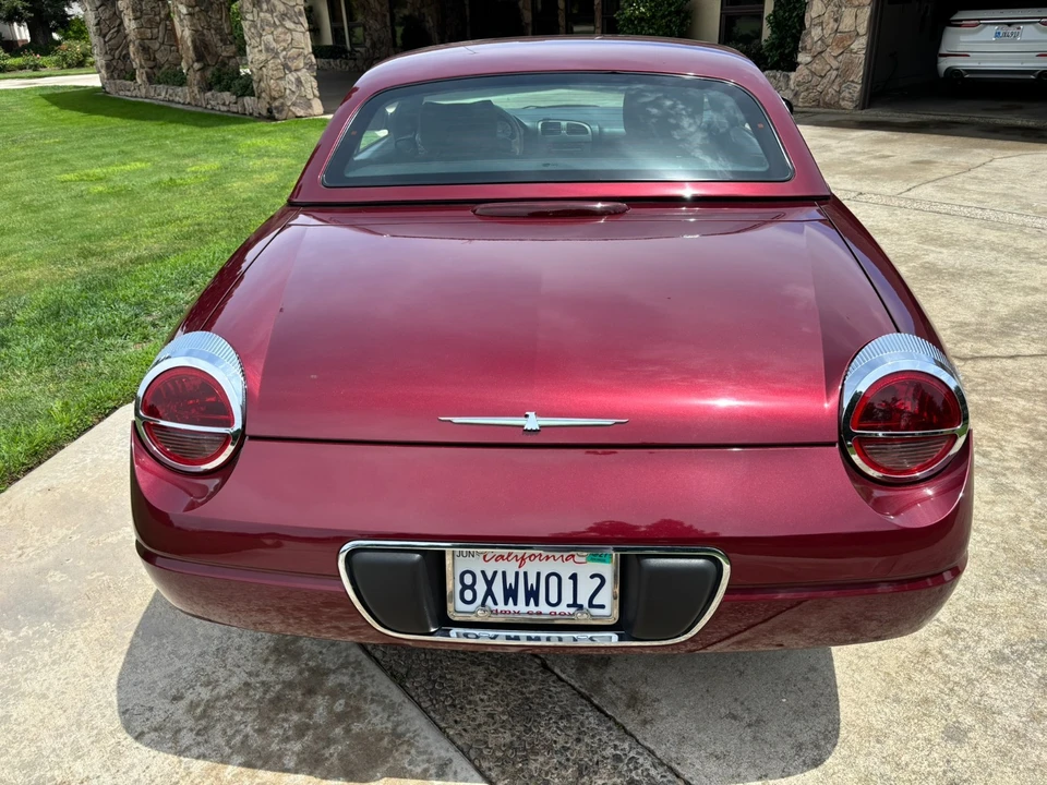 2004 Ford Thunderbird 11th Gen - Image 8 of 16