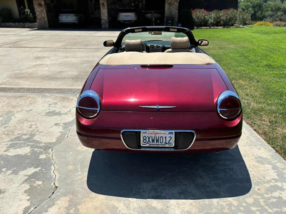2004 Ford Thunderbird 11th Gen - Image 5 of 16