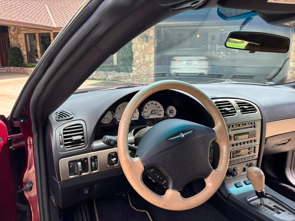 2004 Ford Thunderbird 11th Gen - Image 15 of 16
