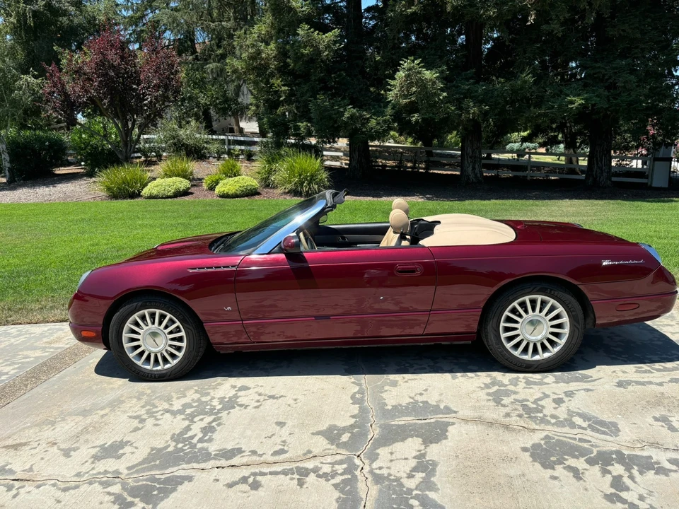 2004 Ford Thunderbird 11th Gen - Image 6 of 16