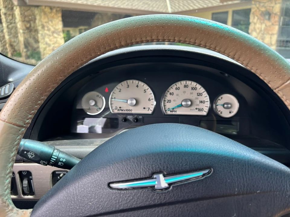 2004 Ford Thunderbird 11th Gen - Image 12 of 16