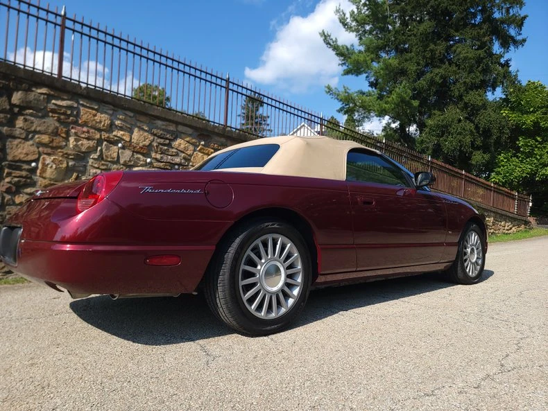 2004 Ford Thunderbird 11th Gen - Image 3 of 23