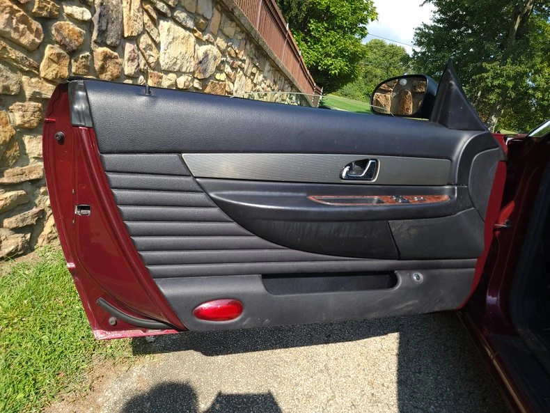 2004 Ford Thunderbird 11th Gen - Image 17 of 23