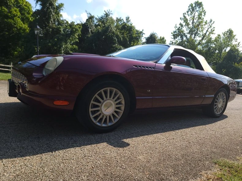 2004 Ford Thunderbird 11th Gen - Image 5 of 23