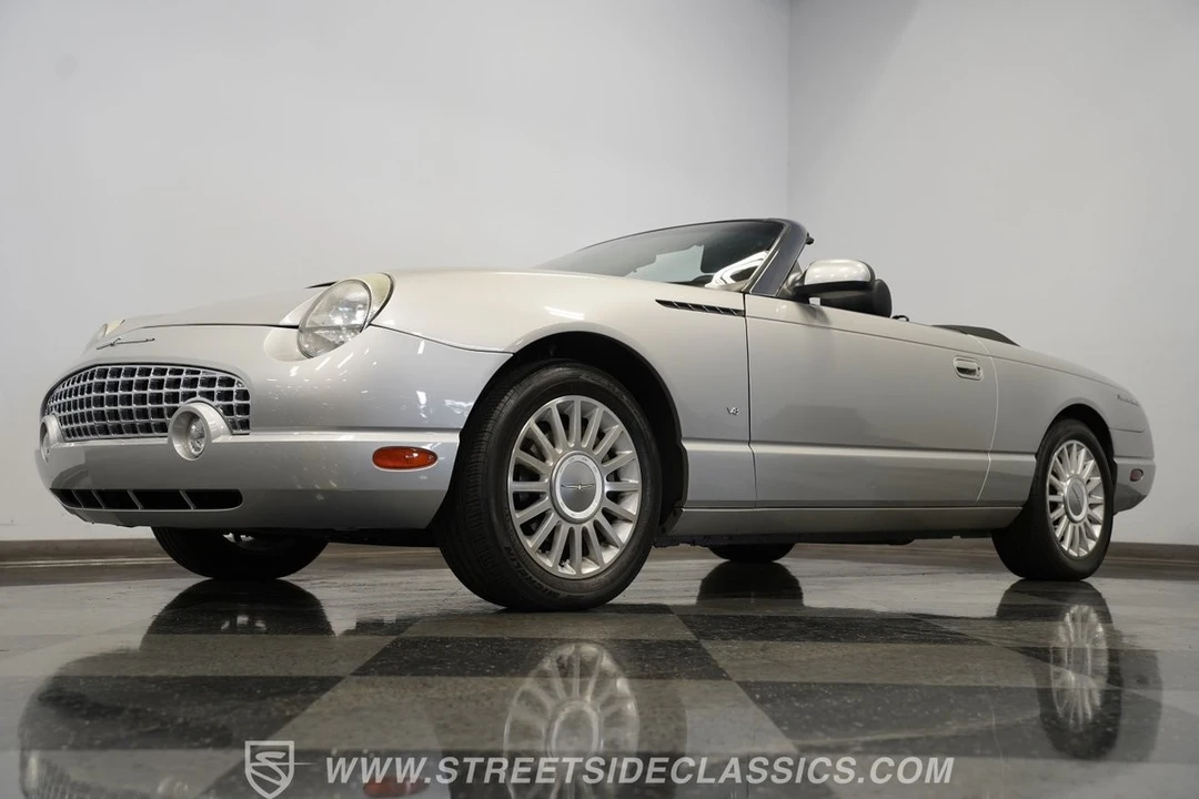 2004 Ford Thunderbird 11th Gen - Image 6 of 12