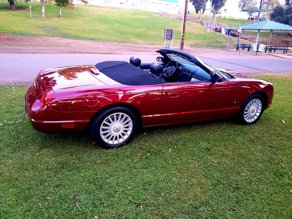 2004 Ford Thunderbird 11th Gen - Image 31 of 31