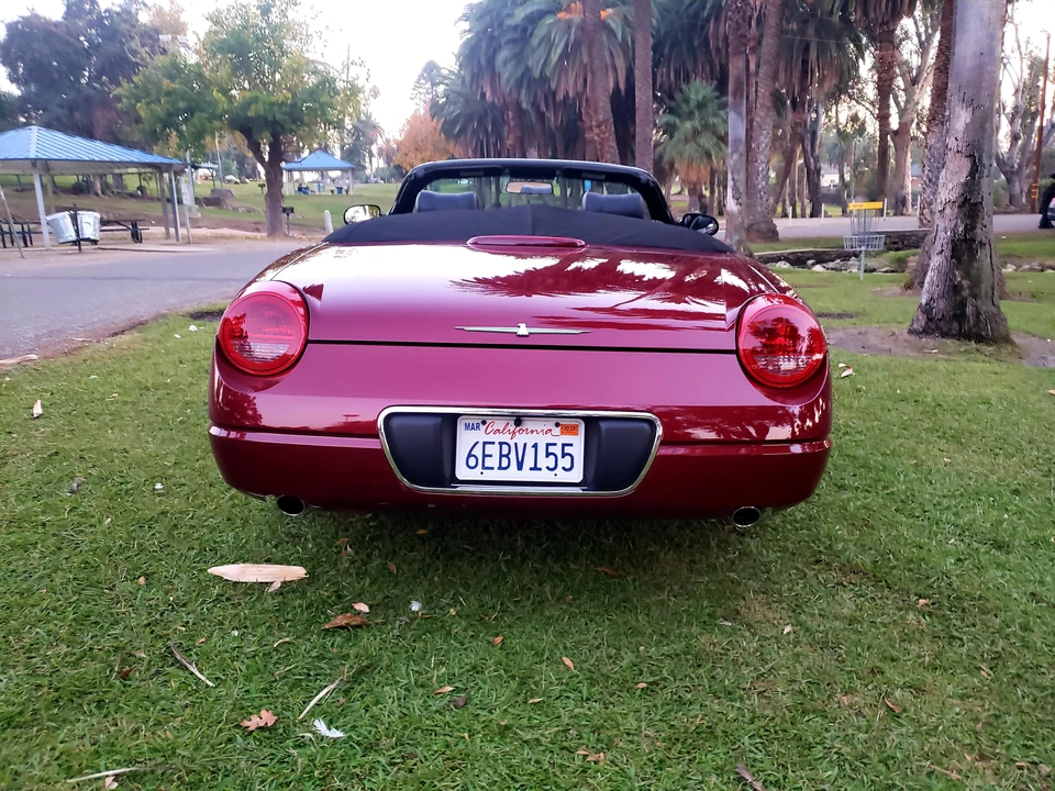 2004 Ford Thunderbird 11th Gen - Image 23 of 31