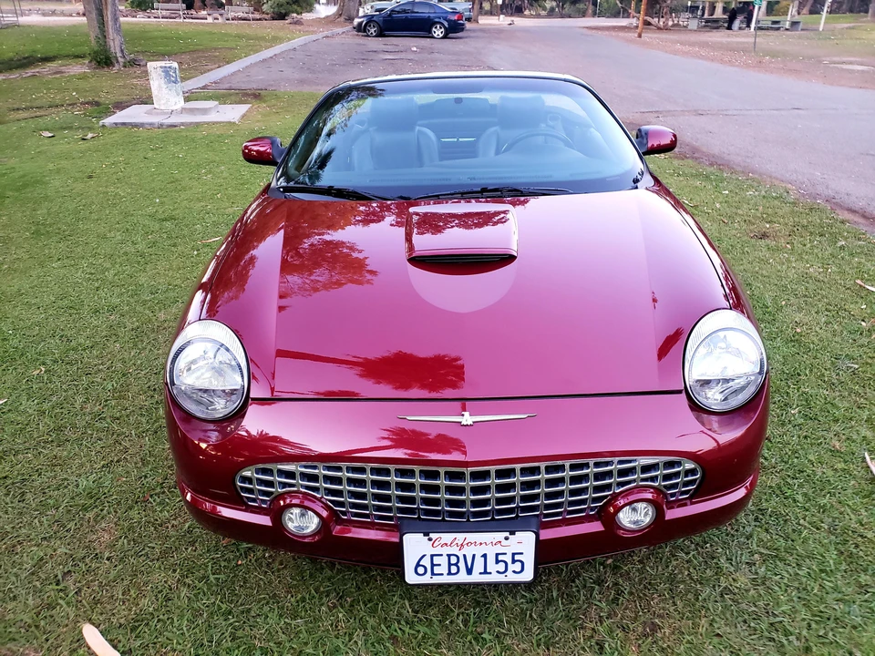 2004 Ford Thunderbird 11th Gen - Image 10 of 31