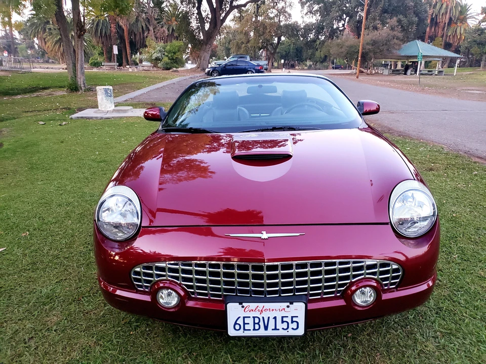 2004 Ford Thunderbird 11th Gen - Image 9 of 31