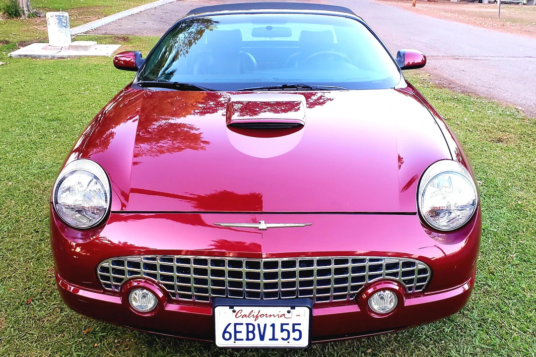 2004 Ford Thunderbird 11th Gen - Image 2 of 31
