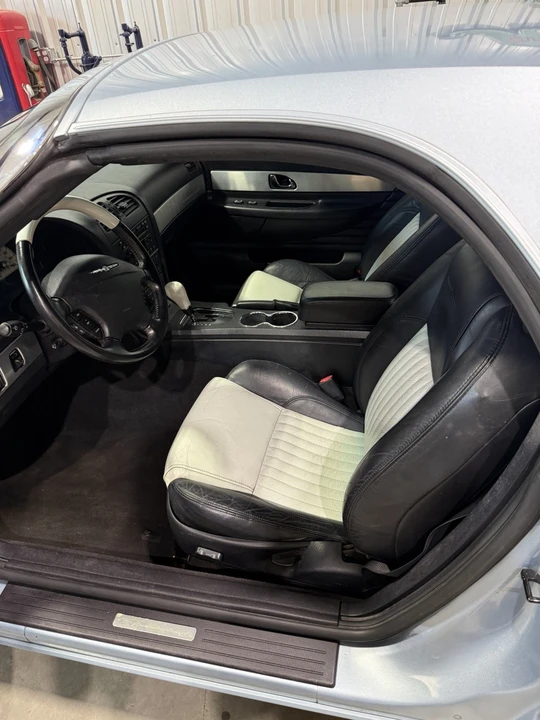 2004 Ford Thunderbird 11th Gen - Image 12 of 13