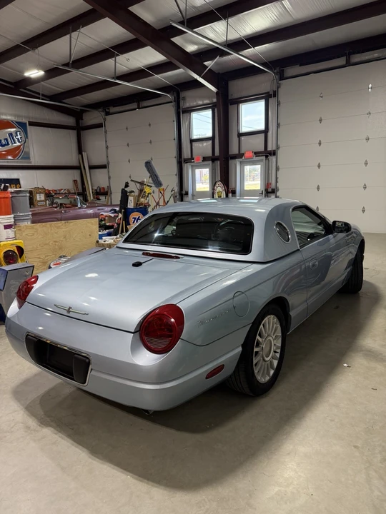 2004 Ford Thunderbird 11th Gen - Image 6 of 13