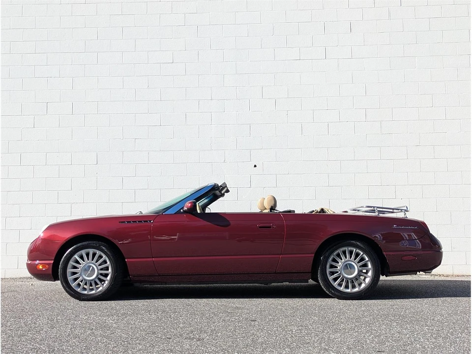 2004 Ford Thunderbird 11th Gen - Image 8 of 31