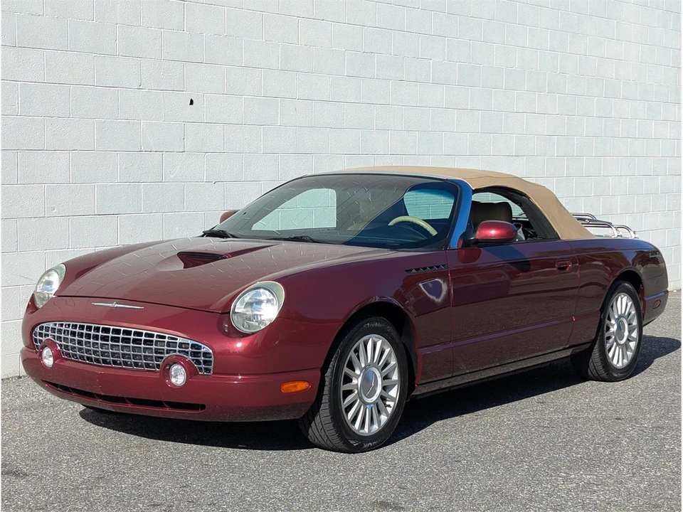 2004 Ford Thunderbird 11th Gen - Image 9 of 31