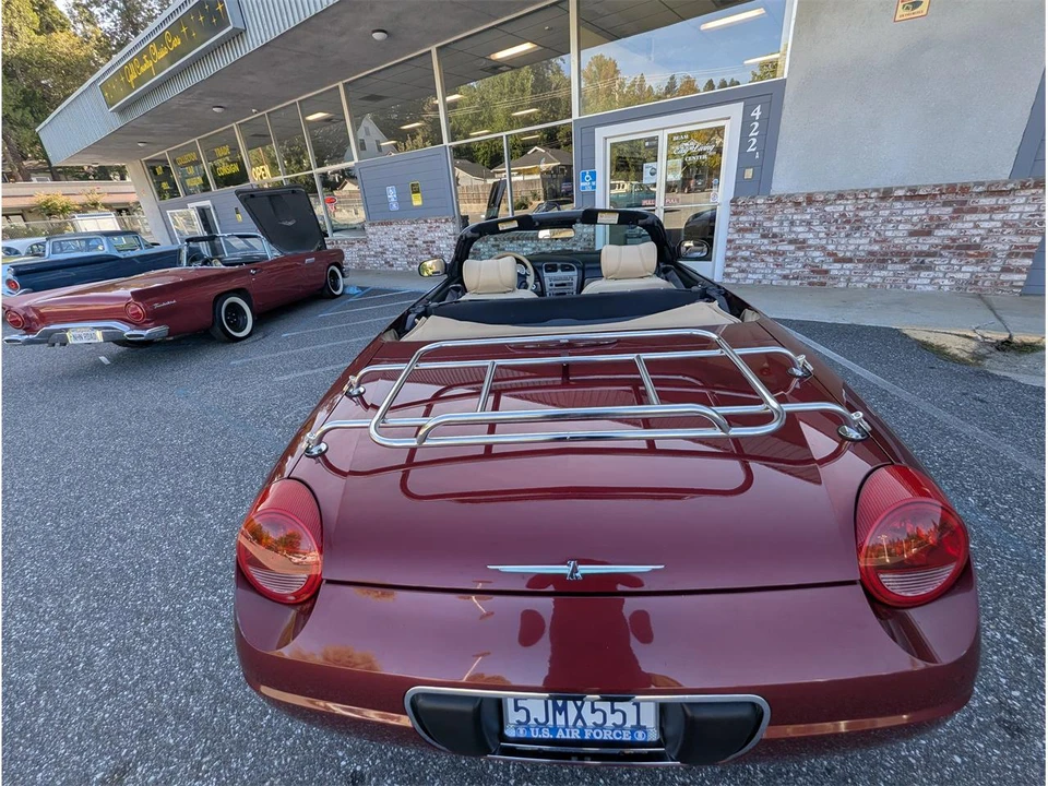 2004 Ford Thunderbird 11th Gen - Image 14 of 31