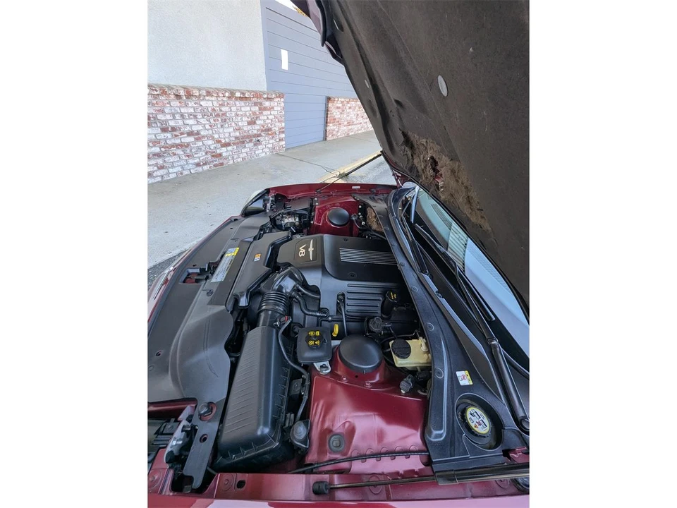 2004 Ford Thunderbird 11th Gen - Image 27 of 31