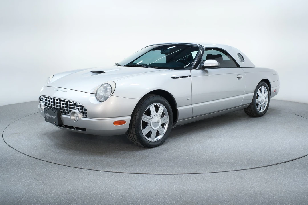 2004 Ford Thunderbird 11th Gen - Image 5 of 21