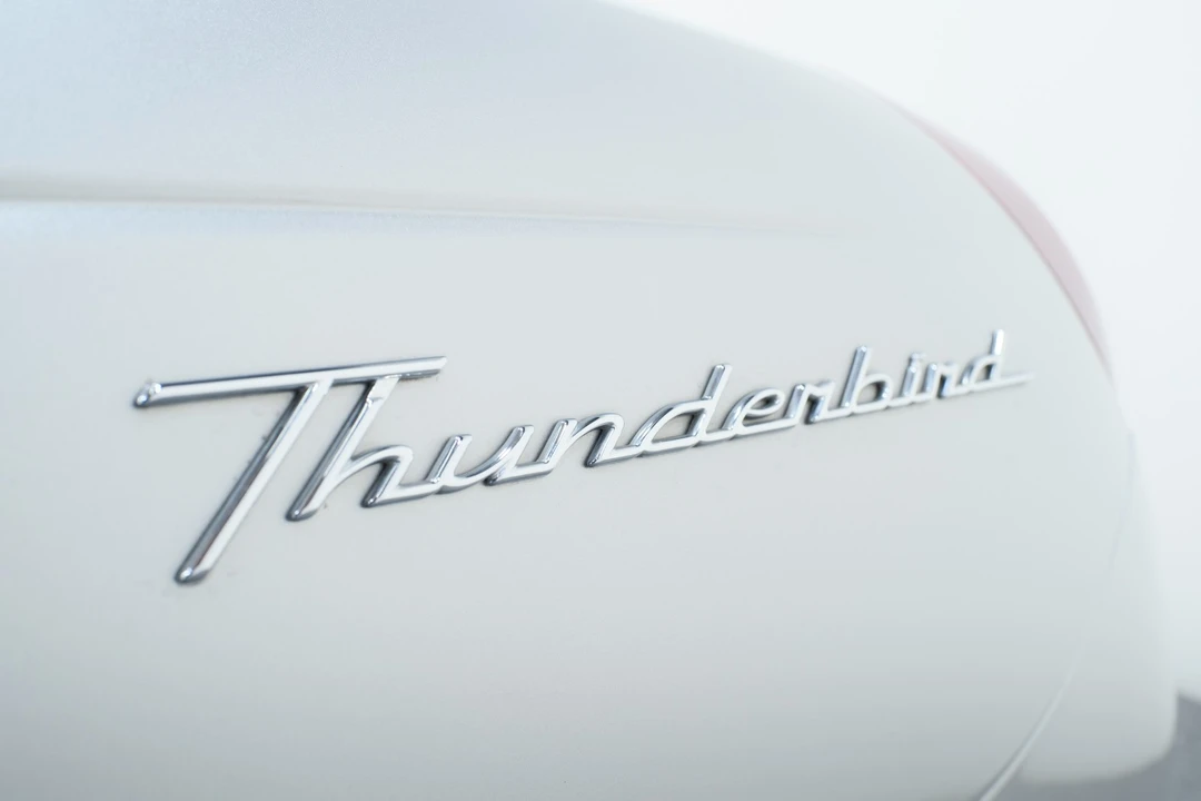 2004 Ford Thunderbird 11th Gen - Image 20 of 21