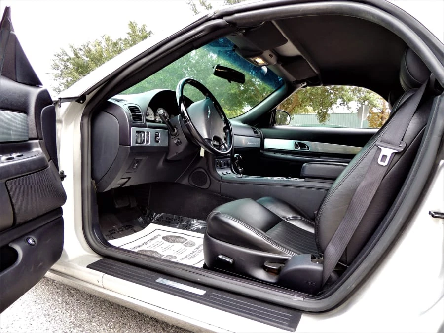 2004 Ford Thunderbird 11th Gen - Image 4 of 31