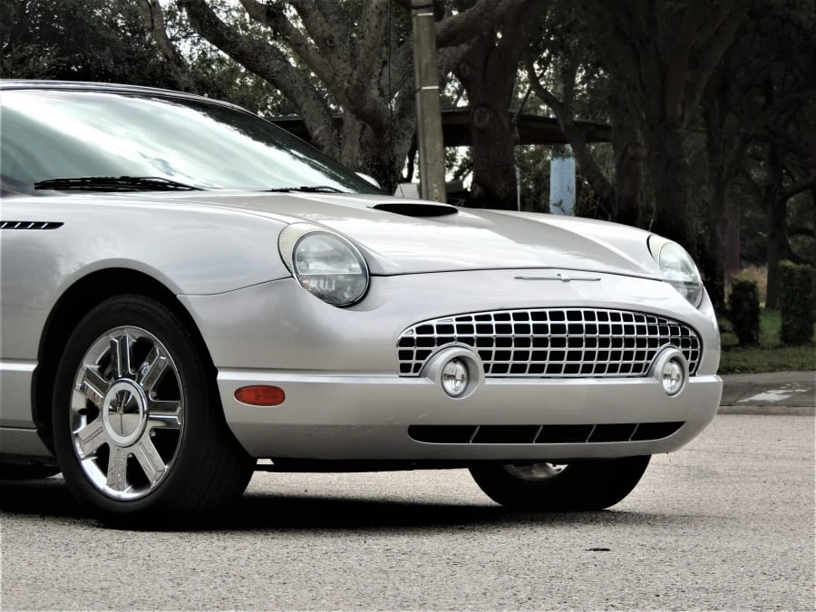 2004 Ford Thunderbird 11th Gen - Image 17 of 31