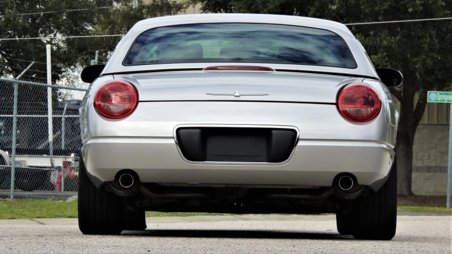 2004 Ford Thunderbird 11th Gen - Image 20 of 31