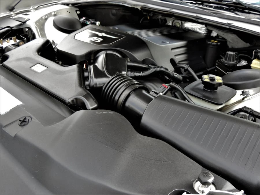 2004 Ford Thunderbird 11th Gen - Image 13 of 31