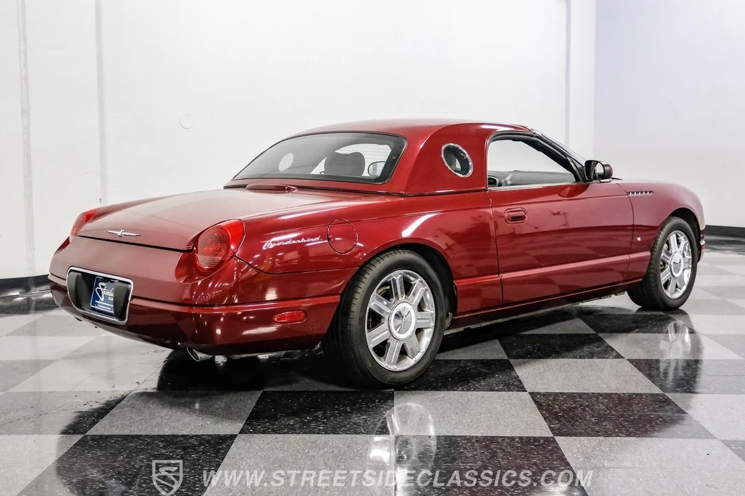2004 Ford Thunderbird 11th Gen - Image 17 of 21