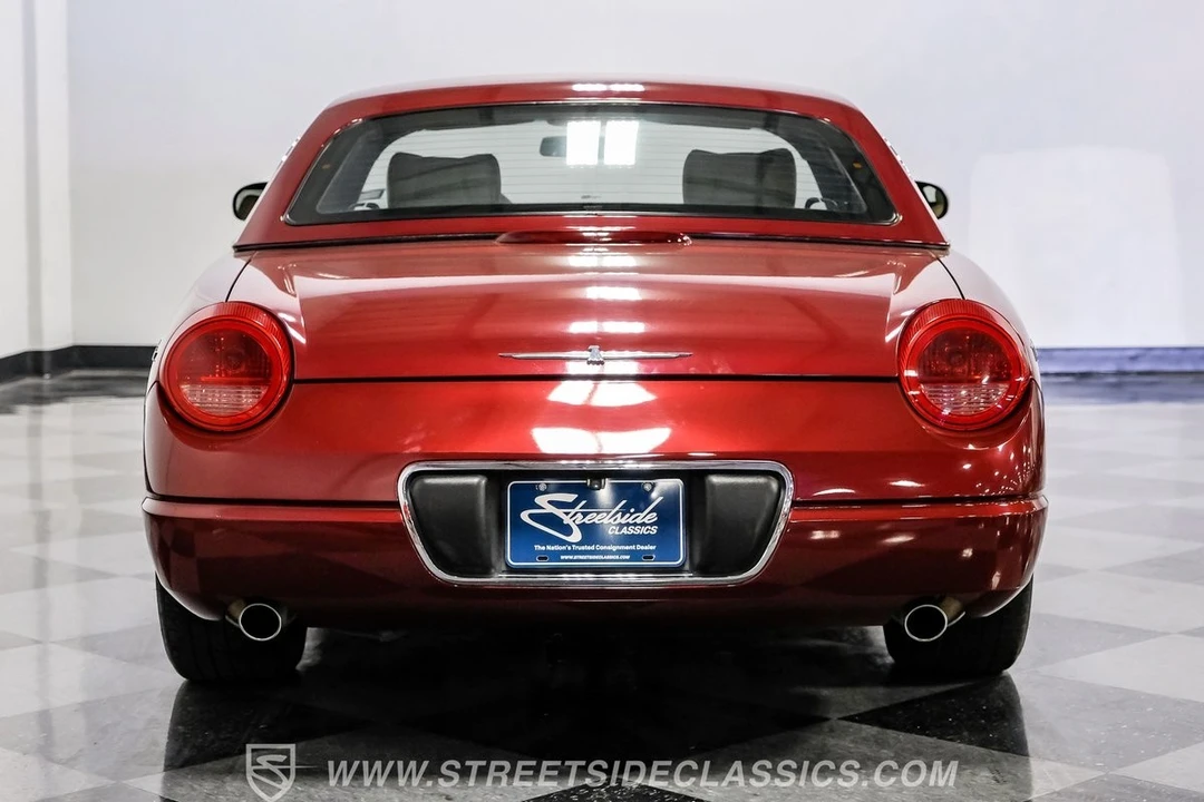 2004 Ford Thunderbird 11th Gen - Image 16 of 21