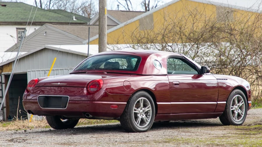 2004 Ford Thunderbird 11th Gen - Image 3 of 12