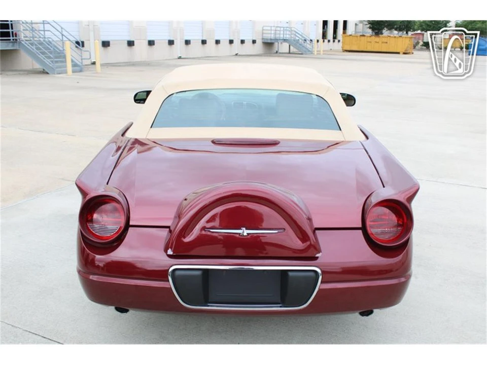 2004 Ford Thunderbird 11th Gen - Image 17 of 31