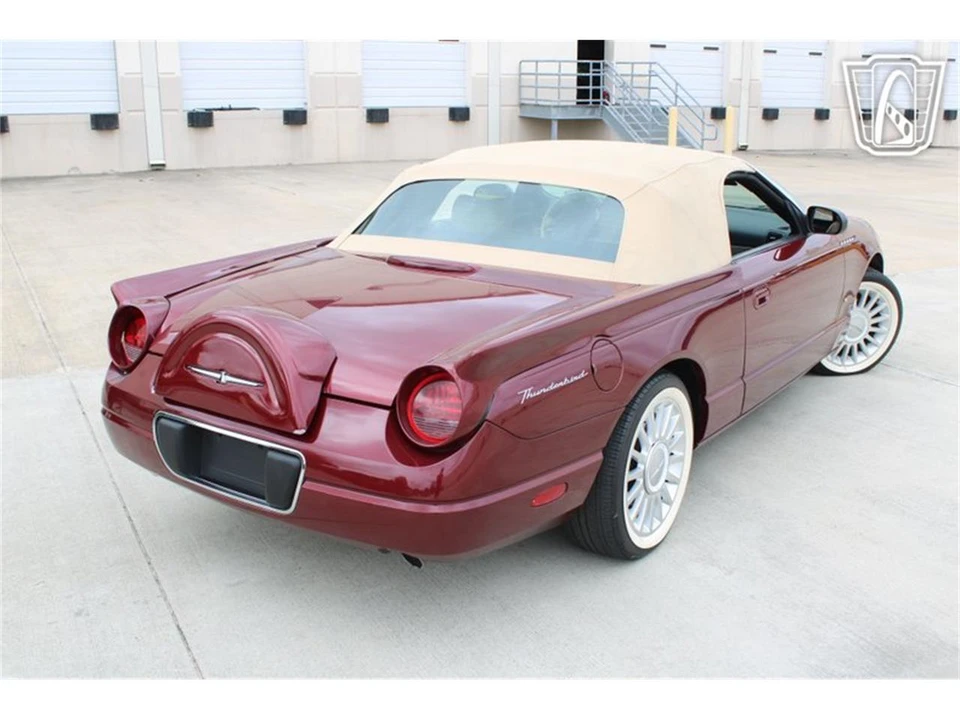 2004 Ford Thunderbird 11th Gen - Image 18 of 31