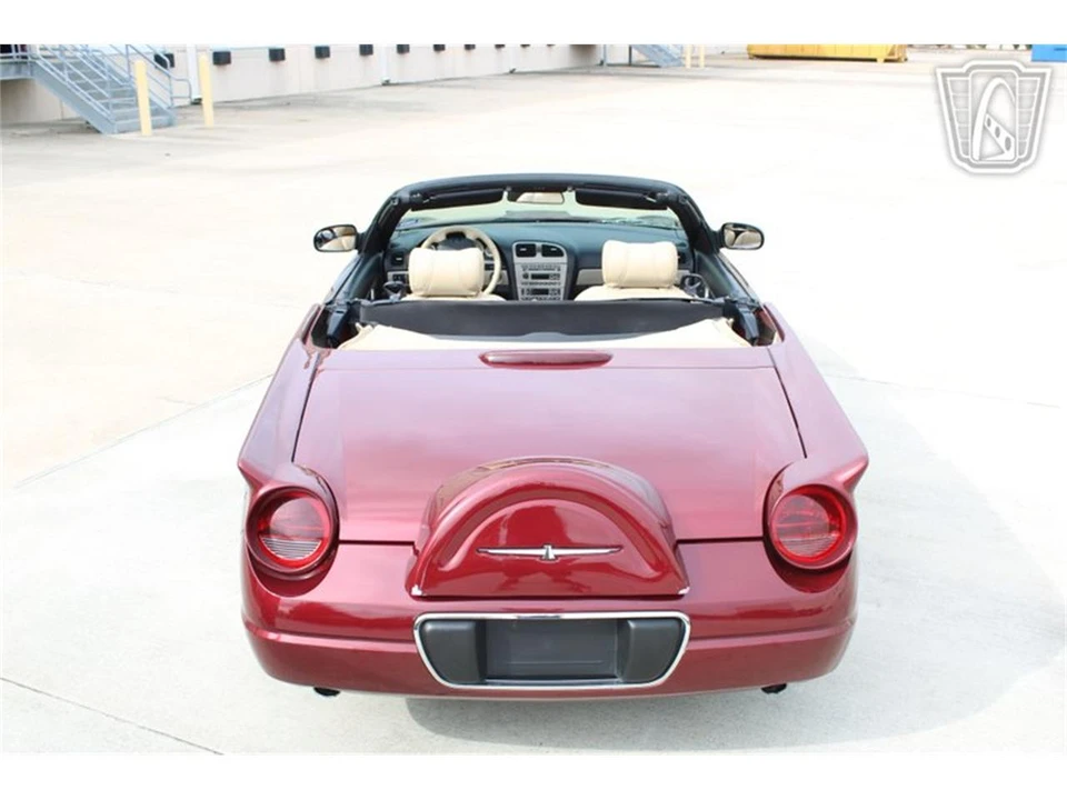 2004 Ford Thunderbird 11th Gen - Image 3 of 31