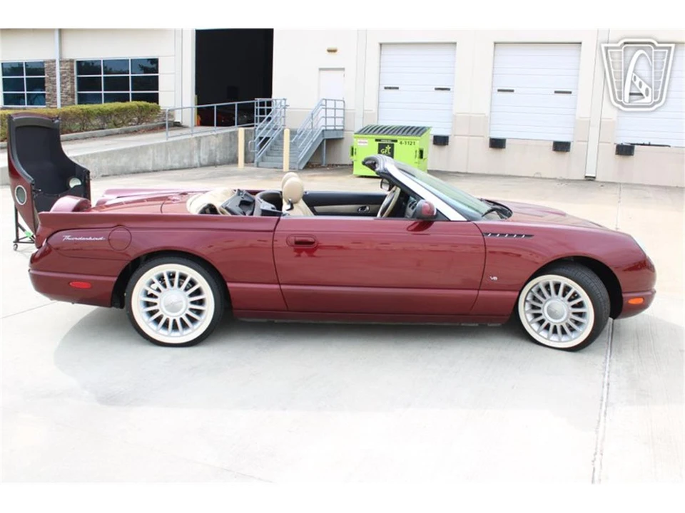 2004 Ford Thunderbird 11th Gen - Image 4 of 31